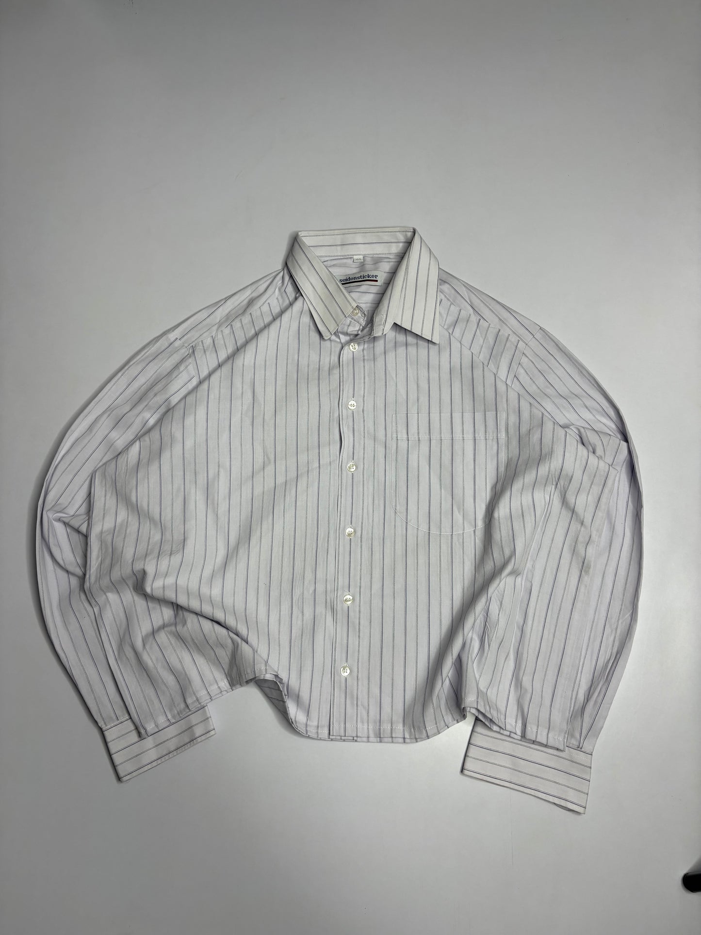 Printed Boxy Shirt (Not White slight lavender)